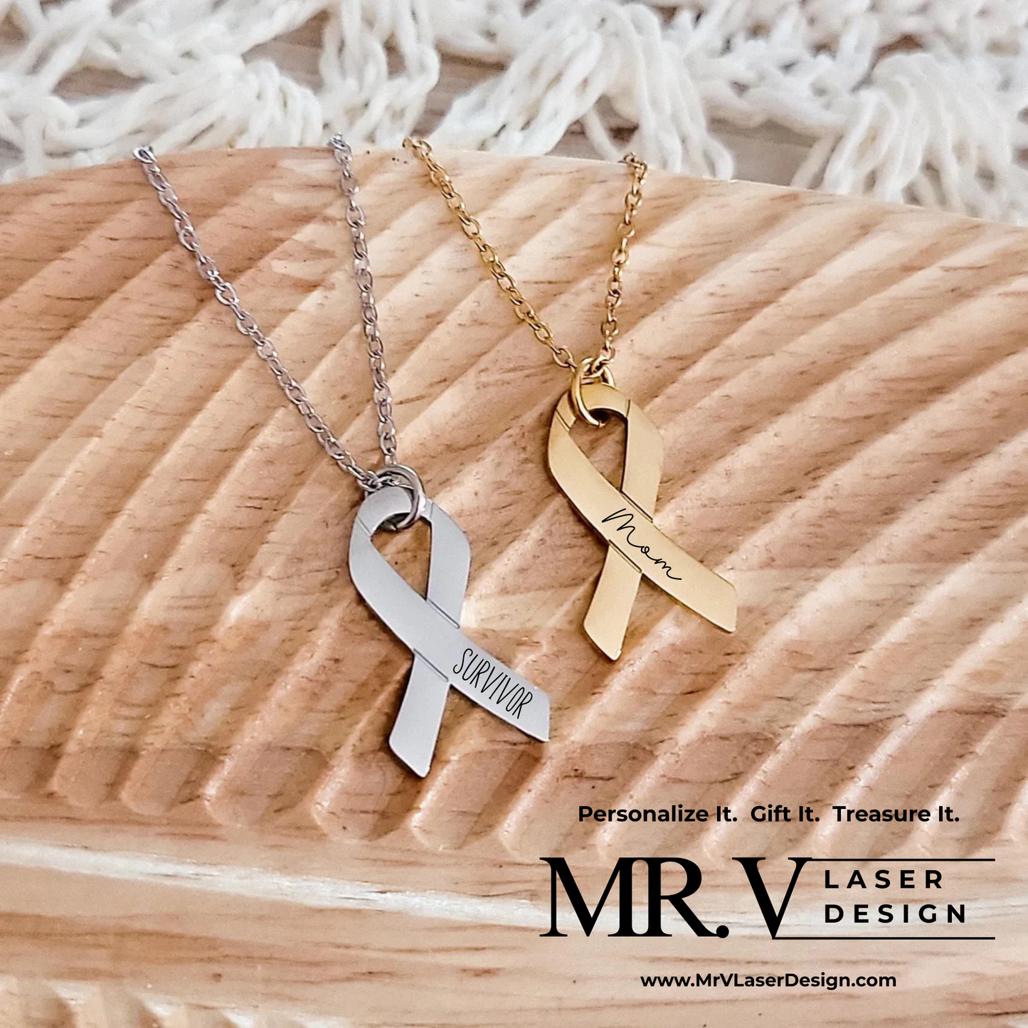Ribbon Pendant Necklace